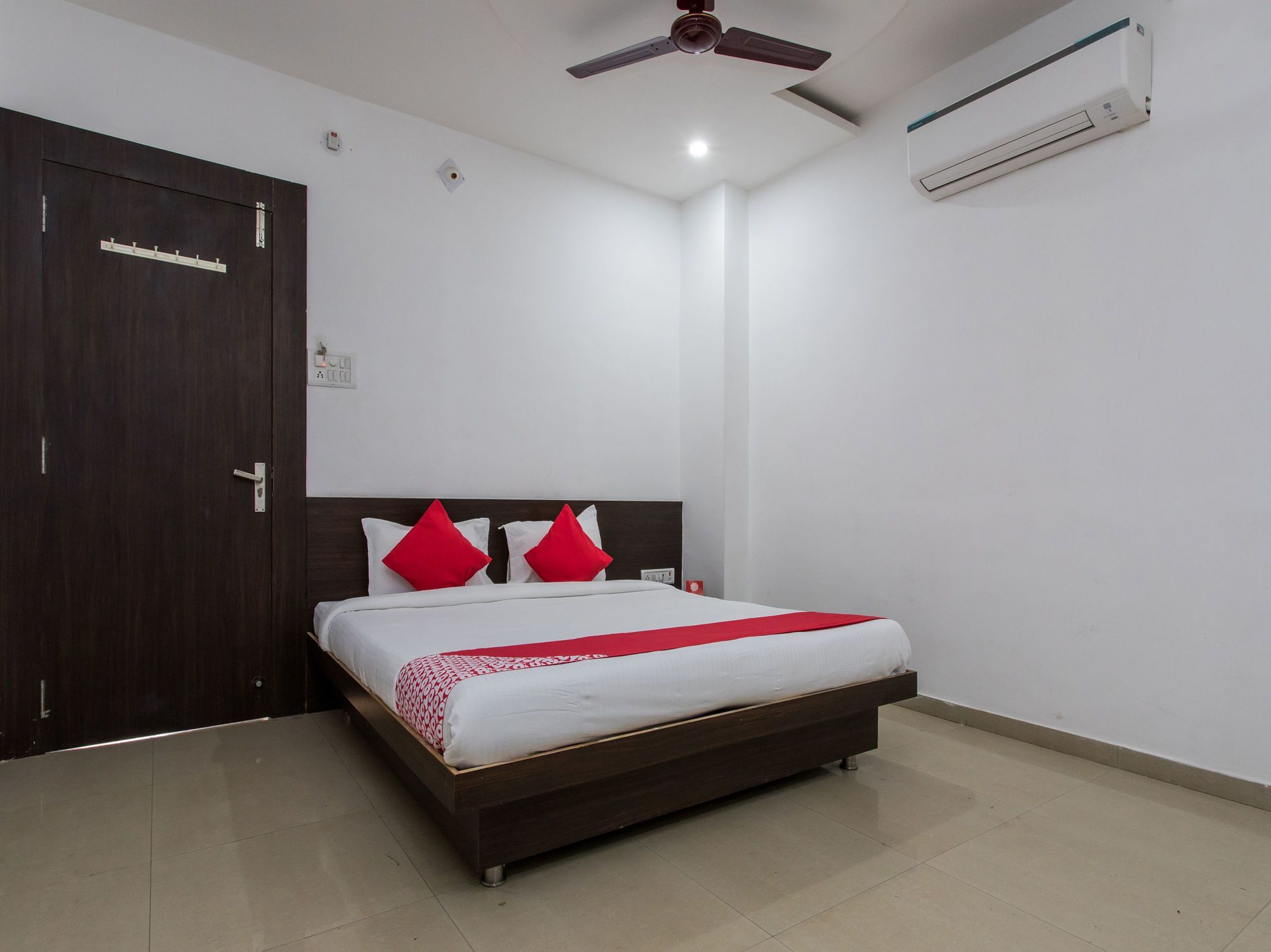 Oyo 9969 Hotel Kshipra Dham Ujjain Exterior photo